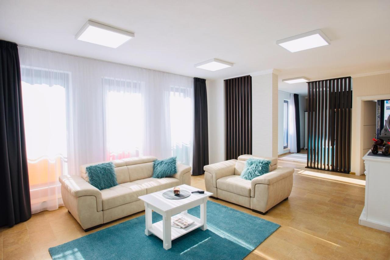 Lira Holiday Apartments Σάτου Μάρε Εξωτερικό φωτογραφία